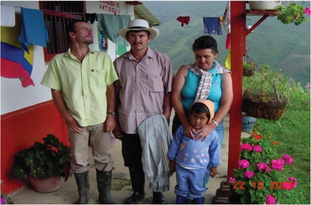 sopetran-vereda-morron-family-alzheimers-colombia-kosik-uc-santa-barbara